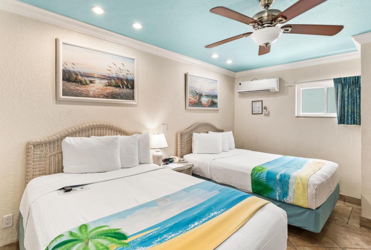 Bay Palms Waterfront Resort - Hotel And Marina سانت بيتي بيتش الغرفة الصورة