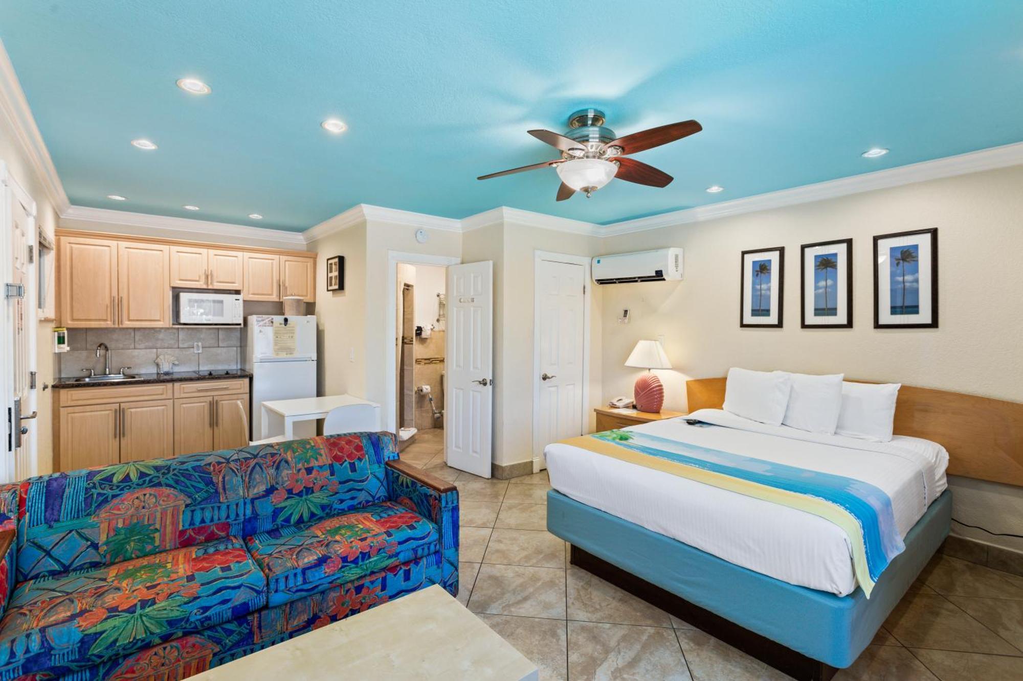 Bay Palms Waterfront Resort - Hotel And Marina سانت بيتي بيتش الغرفة الصورة