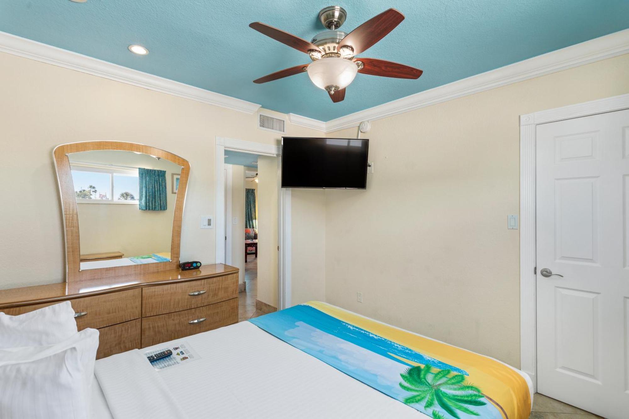 Bay Palms Waterfront Resort - Hotel And Marina سانت بيتي بيتش الغرفة الصورة